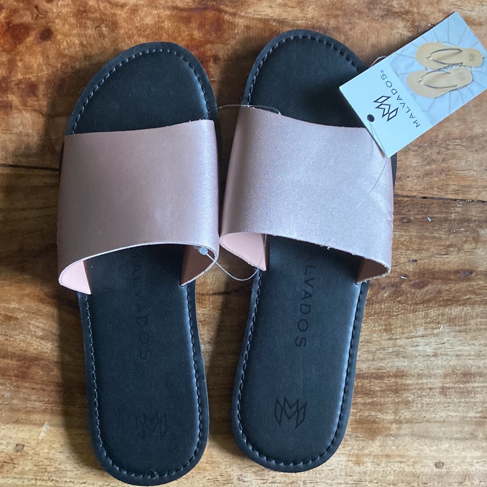 Malvados slides, rose gold strap size 9